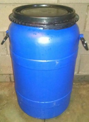 20-Gallon-Plastic-Food-Grade-Drum-Storage-Barrel.jpg