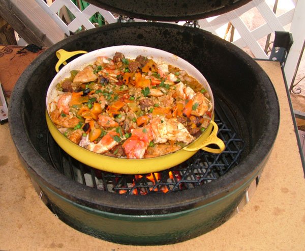 BGE Paella_Ready for final cook.DSCF0988.jpg