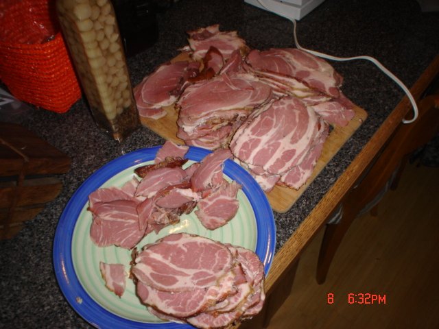 home cured becon 018.jpg