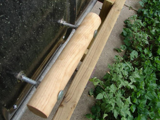 cooker handle 001.jpg
