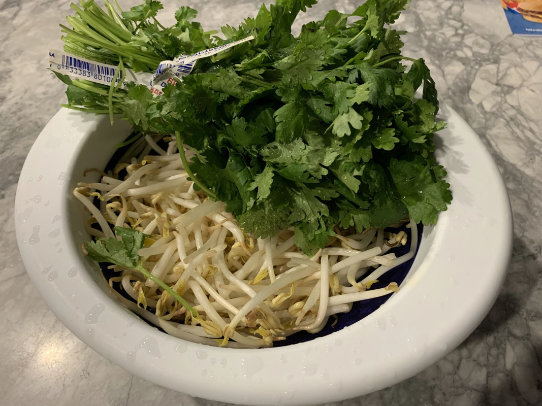Vietnamese-noodle-bowl-1.jpg
